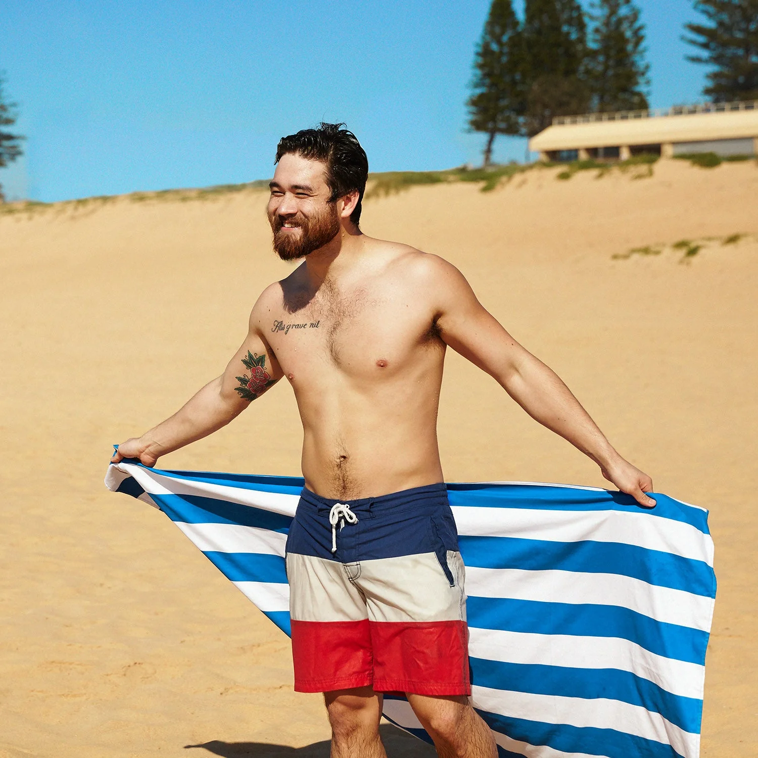 Dock & Bay Quick Dry Towel - Bondi Blue - Image 7