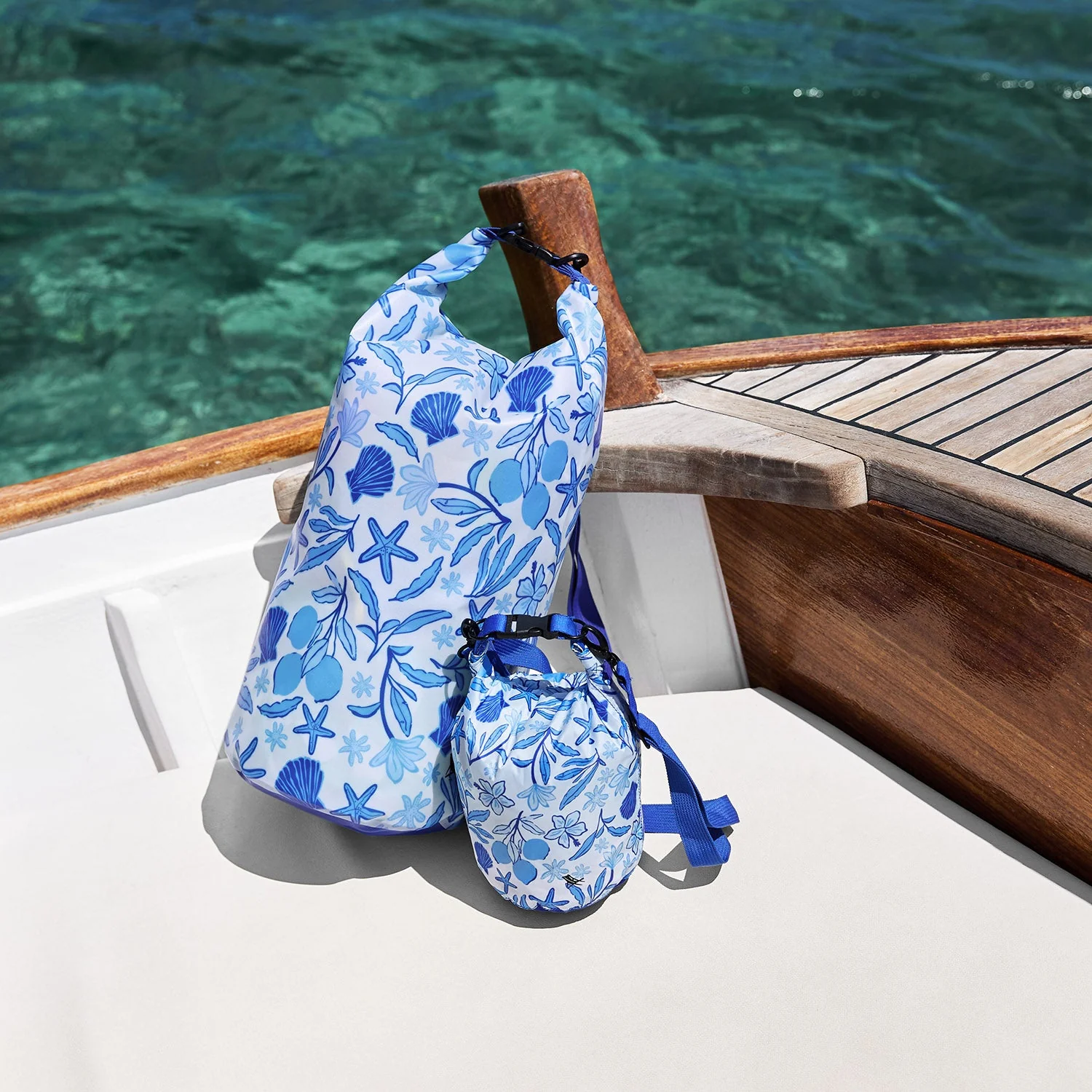 Dock & Bay Small Waterproof Dry Bag, 5L capacity - Wavy Baby - Image 6