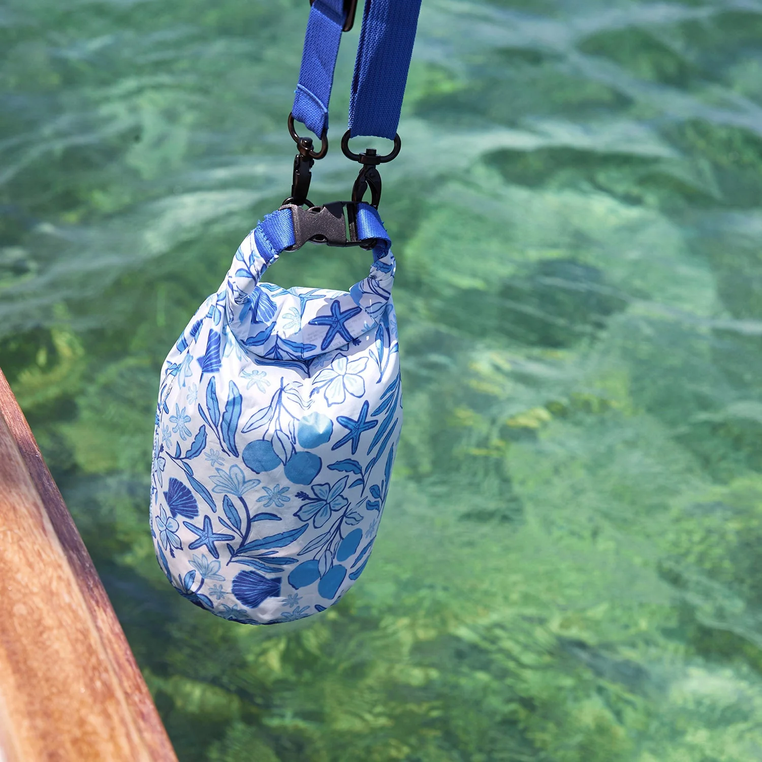 Dock & Bay Small Waterproof Dry Bag, 5L capacity - Wavy Baby - Image 8