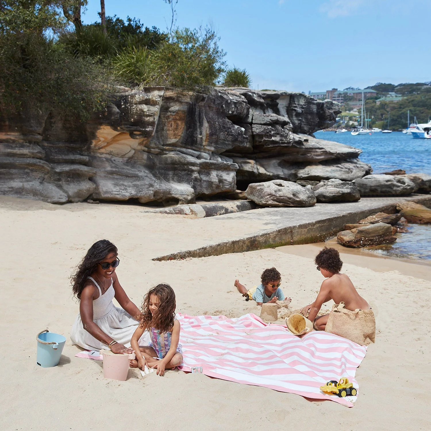 Dock & Bay Quick Dry Towel - Extra Extra Large - Malibu Pink - Image 5
