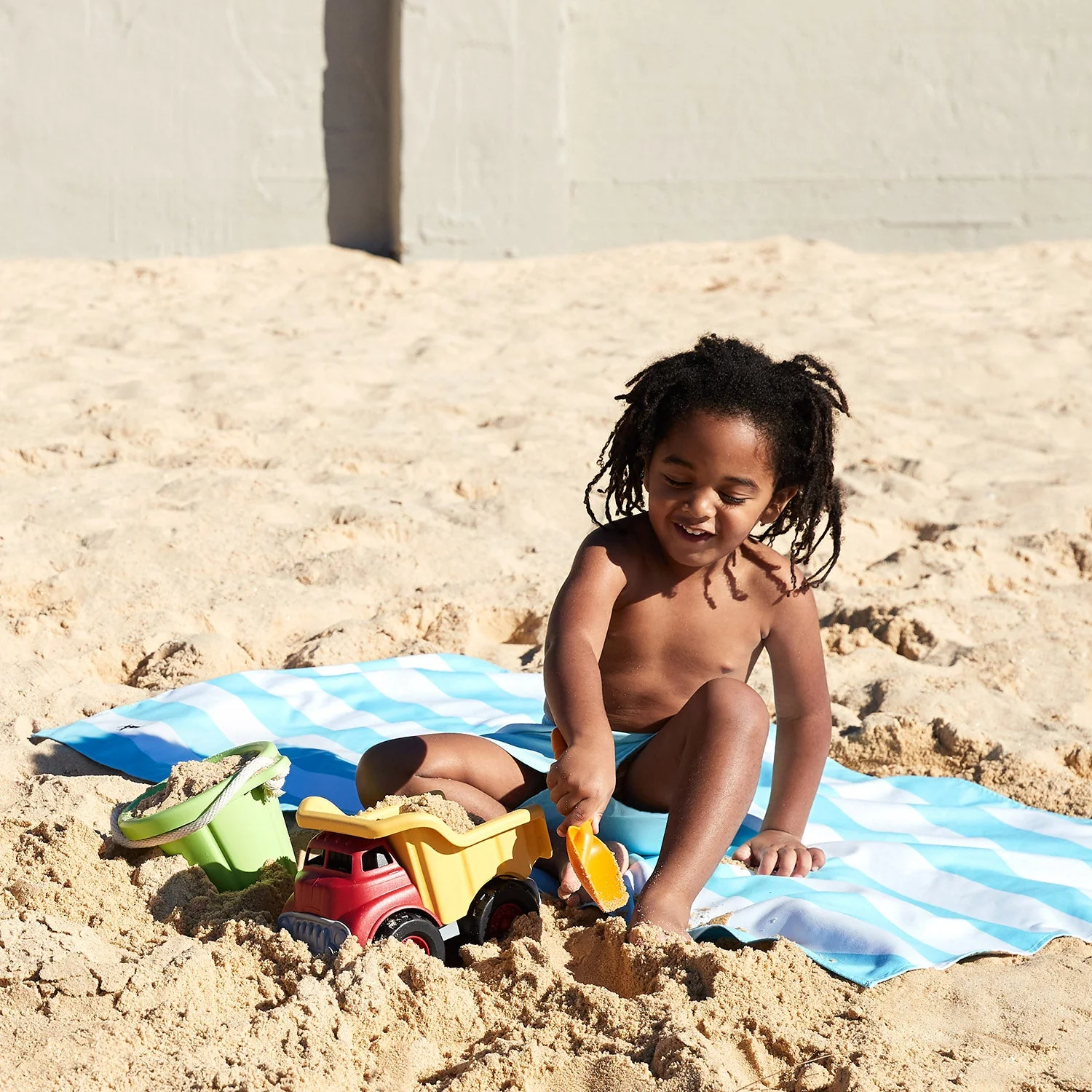 Dock & Bay Kids Beach Towel - Image 3