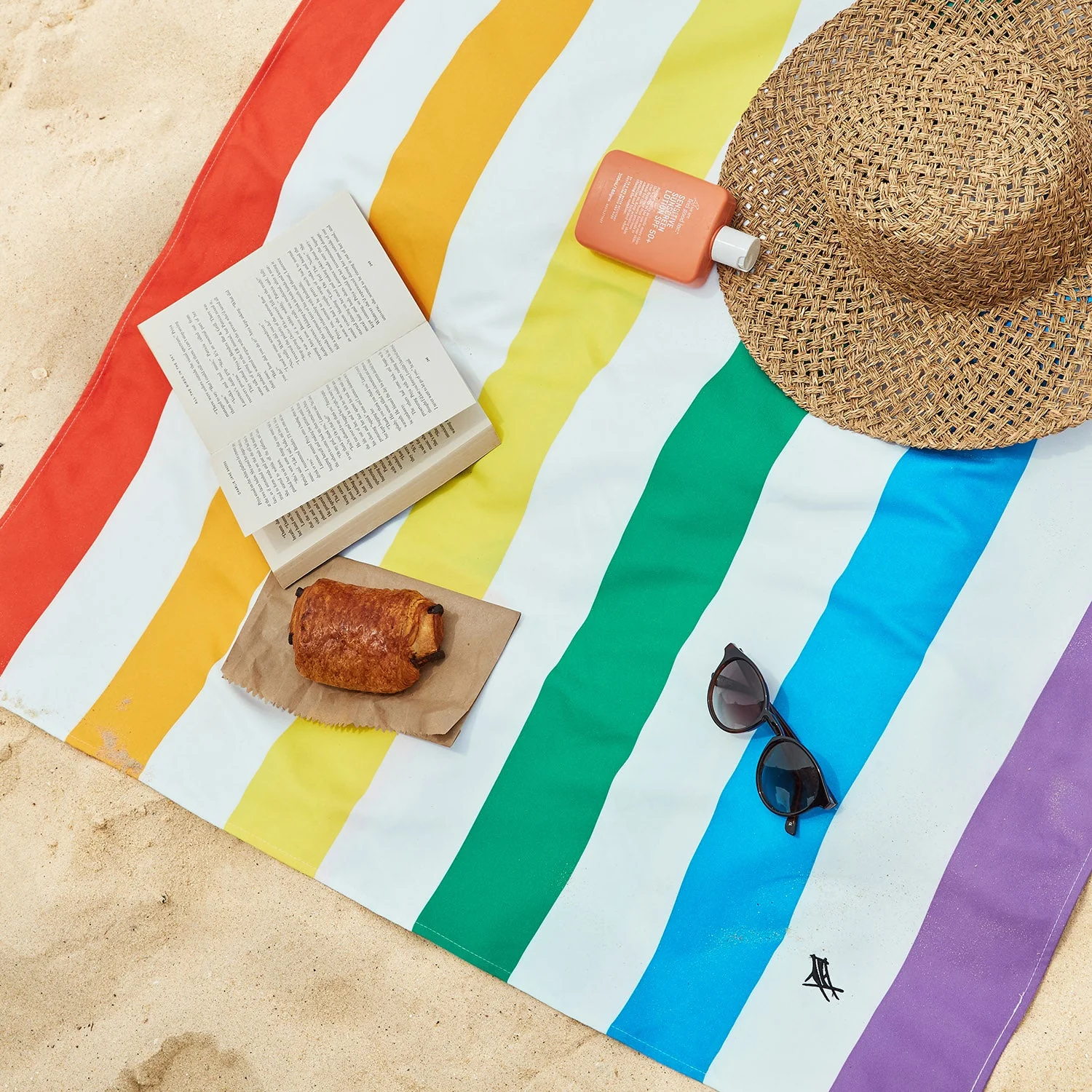Dock & Bay Quick Dry Towel - Rainbow Skies - Image 6