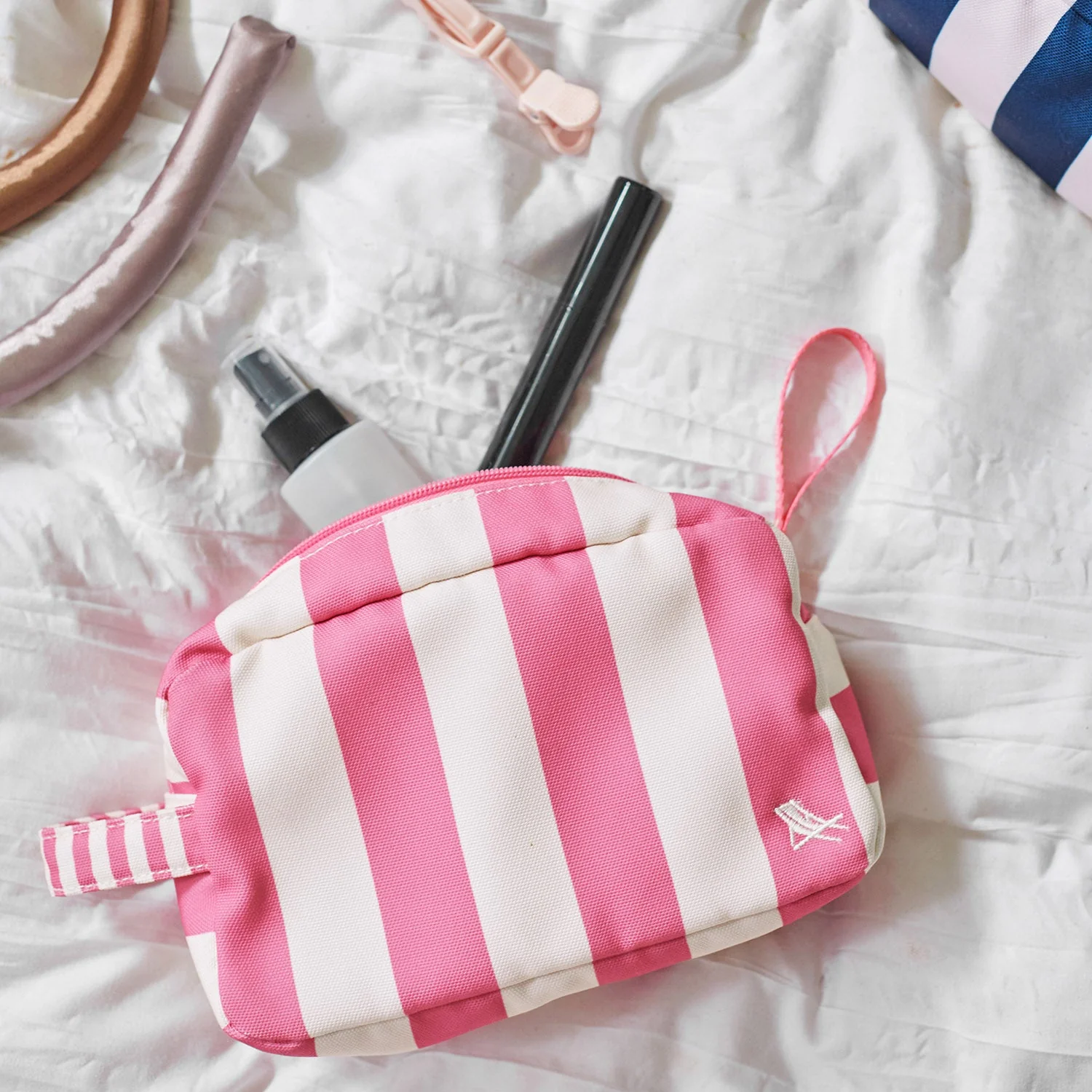 Dock & Bay Toiletry Bags - Phi Phi Pink - Image 5