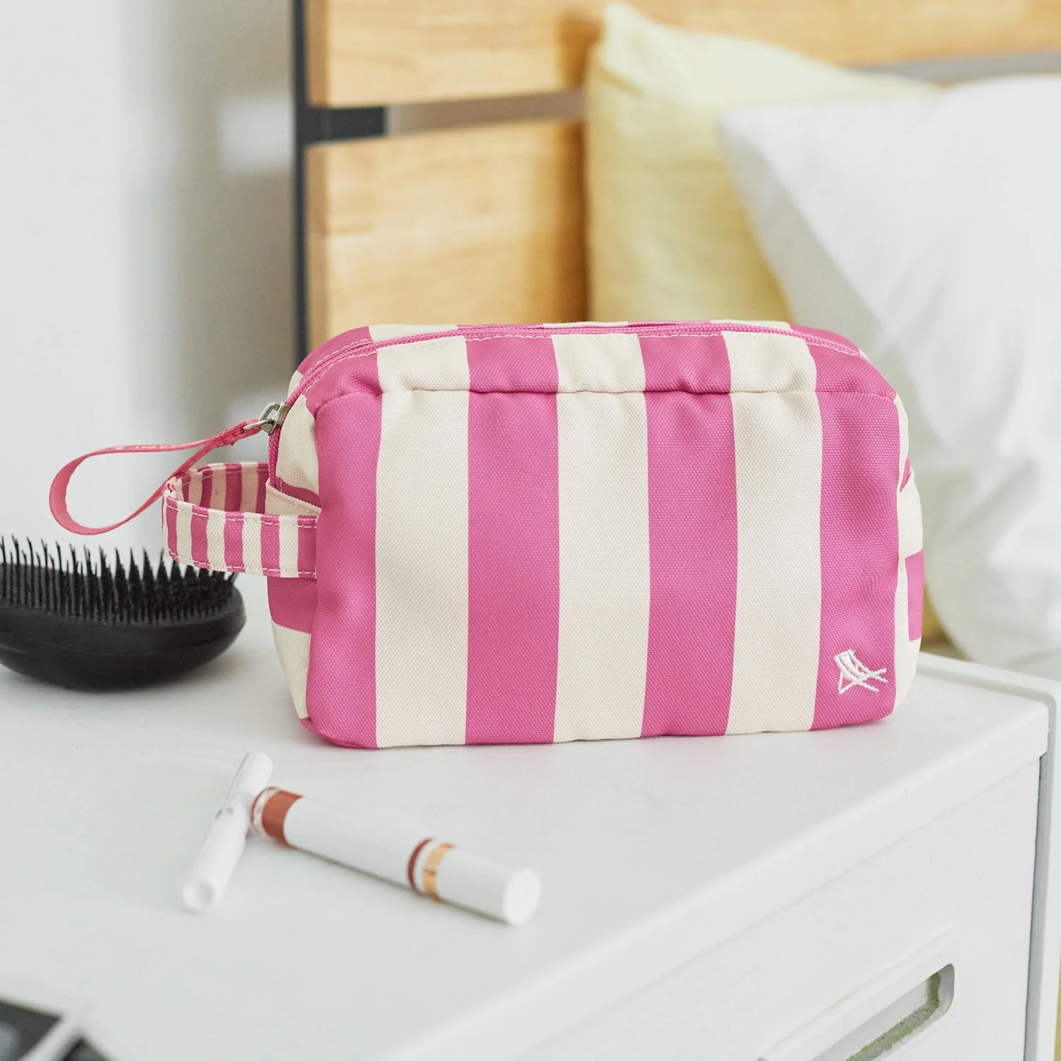 Dock & Bay Toiletry Bags - Phi Phi Pink - Image 8