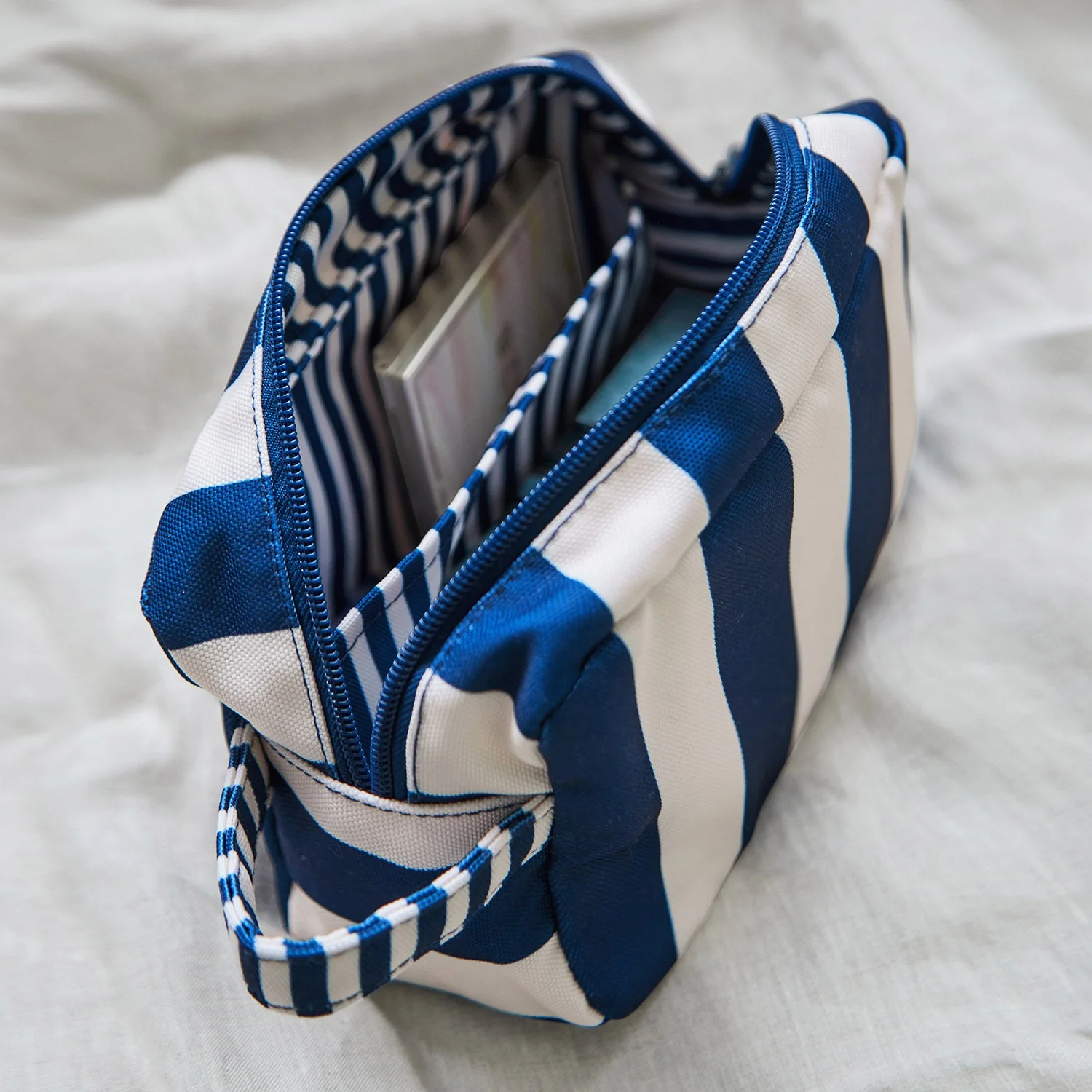 Dock & Bay Toiletry Bags - Whitsunday Blue - Image 5